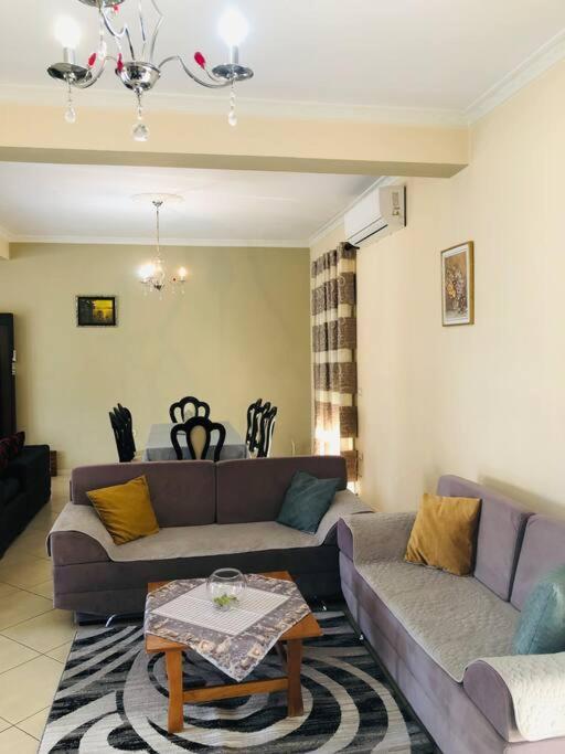 Villa Uklala Kamez Bagian luar foto