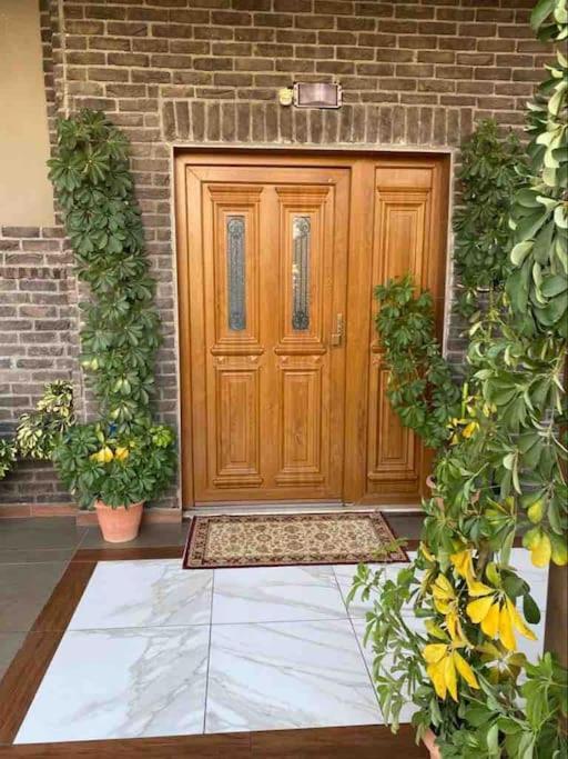 Villa Uklala Kamez Bagian luar foto