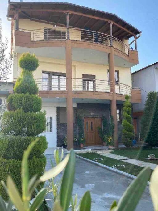 Villa Uklala Kamez Bagian luar foto